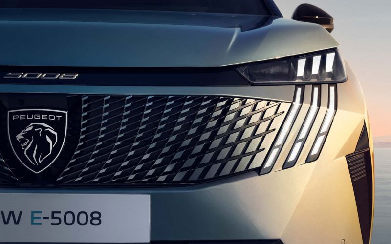 Peugeot анонсировала электромобиль E-5008. Фотографии и предварительные цены