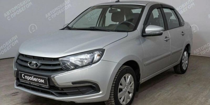 Россияне в феврале потратили на покупку подержанных автомобилей ₽454 млрд