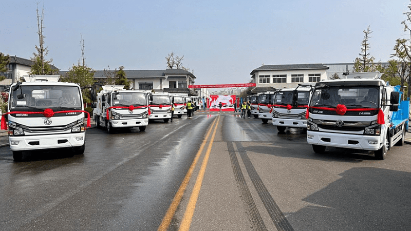 В Китае началось ралли среднетоннажных грузовиков Dongfeng «Следуй за солнцем!