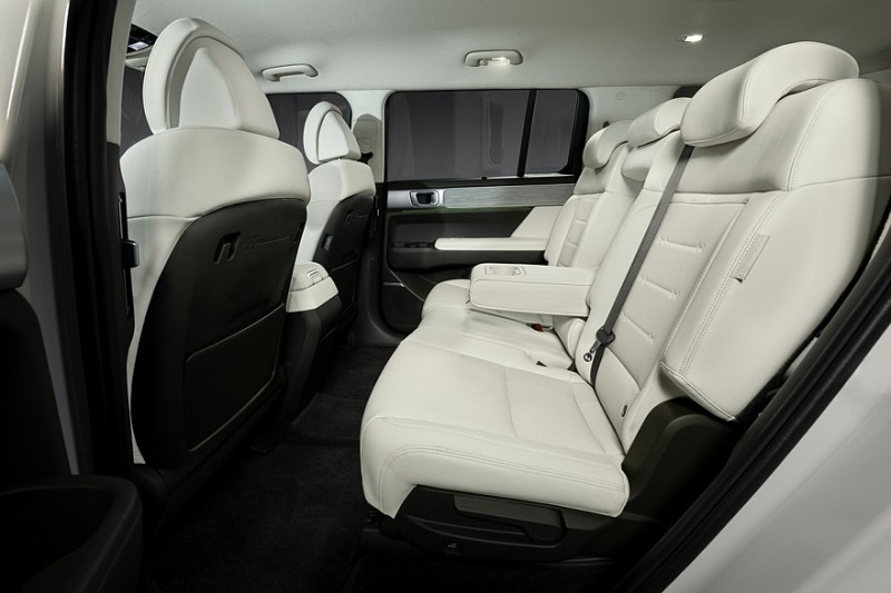 Hyundai Santa Fe нового поколения прибывает в Казахстан, объявлены цены