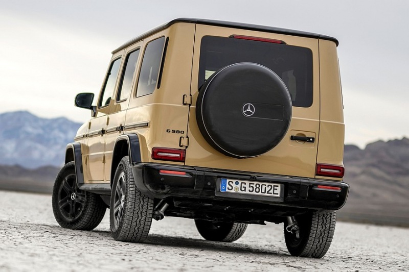 Mercedes-Benz G 580 с технологией EQ: четыре электродвигателя и виртуальный замок