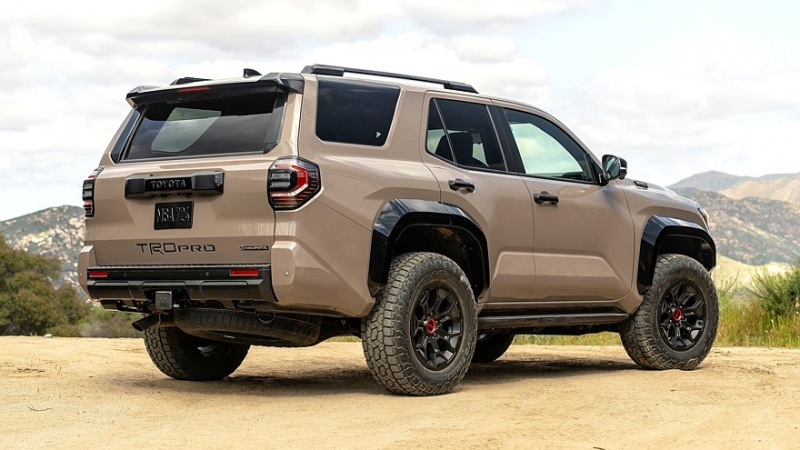 Новая Toyota 4Runner: больше вариаций, но на два цилиндра меньше