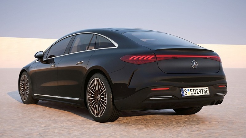Обновленный Mercedes-Benz EQS: классический передок и увеличенный аккумулятор