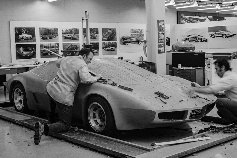 Среднемоторный, алюминиевый, полный привод: так мог выглядеть Chevrolet Corvette в 60-х и 70-х годах
