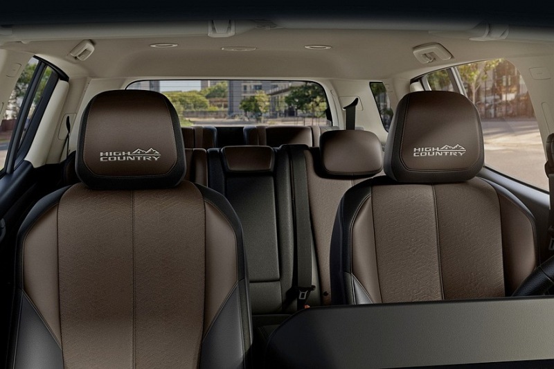 Внедорожник Chevrolet Trailblazer после рестайлинга получил новый интерьер и стал немного мощнее