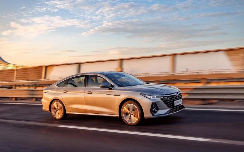 Chery Arrizo 8 подешевел примерно на ₽450 000 в год после дебюта в России