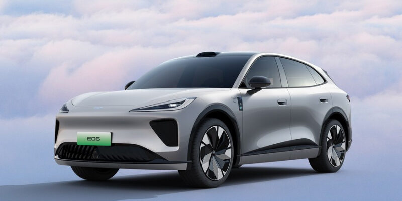Chery расширит семейство Fulwin: на подходе необычный кроссовер E06 и большой седан A9