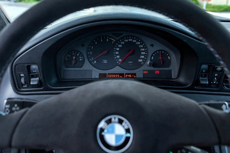 Manhart MH8 5.0 V8: замена купе M8 поколения E31 с двигателем BMW M5