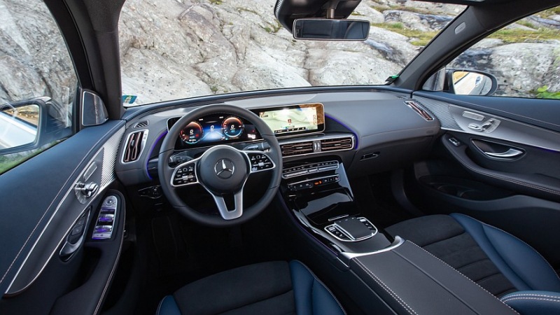 Новый кроссовер Mercedes-Benz GLC EV: первые изображения