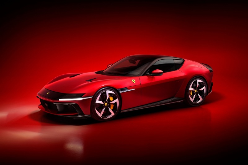 Преемник Ferrari 812 Superfast: рассекречен 12-цилиндровый спорткар