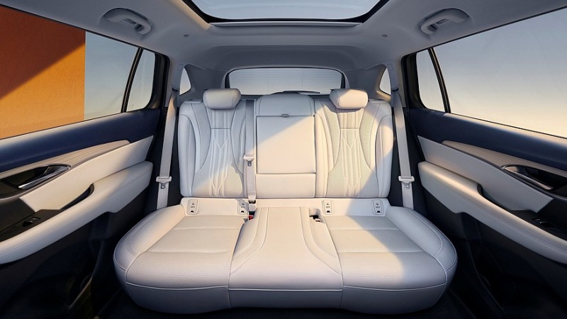 Удлиненный Buick Envision Plus обновлен в честь младшего брата Envision S