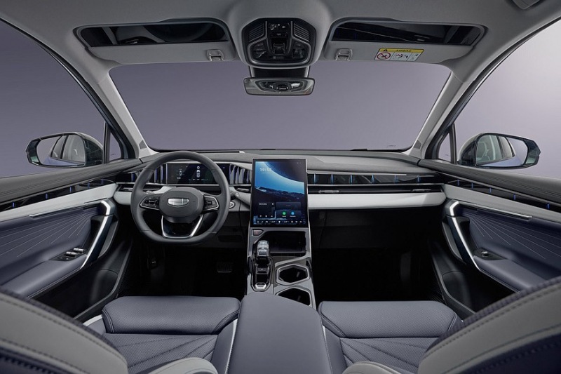 Российский Geely Atlas получит полный привод и классическую автоматическую коробку передач