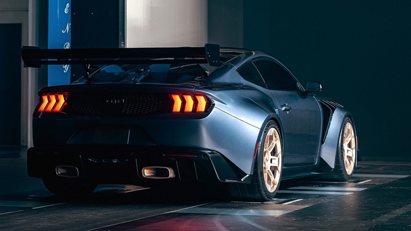 Шедевр Ford Mustang GTD оснащен внутренним окном для наблюдения за подвеской
