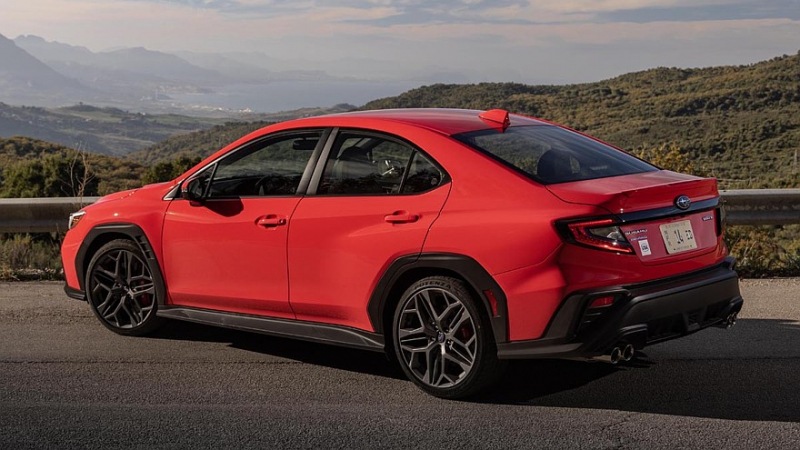 Subaru готовит спортивный седан WRX tS: отделка, виртуальные приборы, но стандартное оборудование