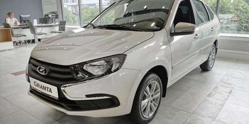АвтоВАЗ запланировал снять с производства Lada Grantа в ближайшие 5 лет