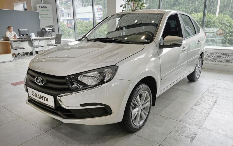 АвтоВАЗ планирует прекратить производство Lada Granta в ближайшие 5 лет