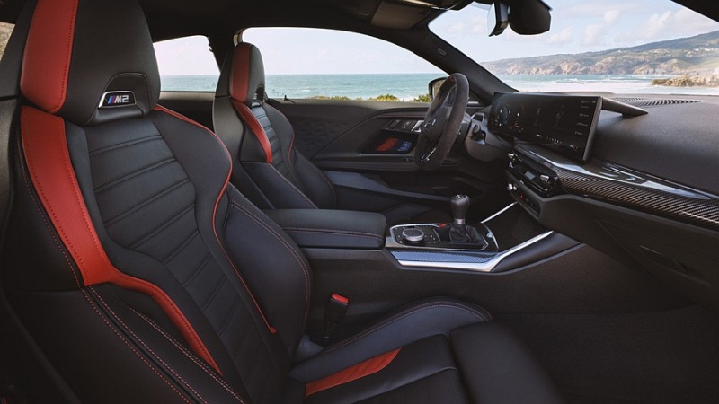 BMW 2 Series Coupe и M2 Roadster получат новые обновления для следующего модельного года