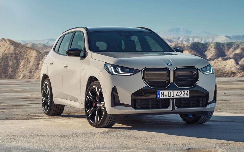 Компания BMW представила новое поколение своего кроссовера X3. Фотографии и характеристики
