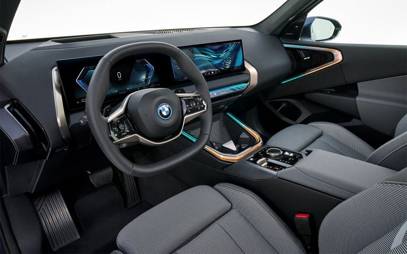Компания BMW представила новое поколение своего кроссовера X3. Фотографии и характеристики