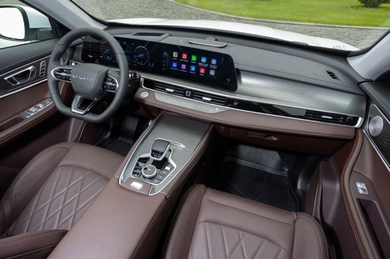 Chery Tiggo 8 Pro Max получил снижение цены на 430 000 юаней с момента его запуска в России


