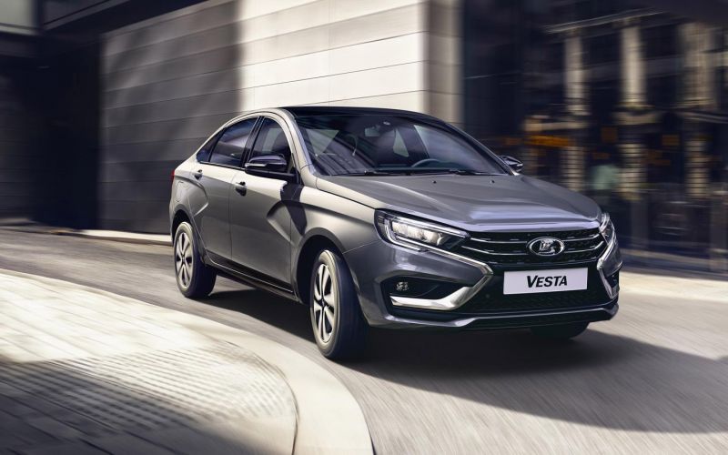 Эксперты перечислили стоимость ремонта после аварии Lada Vista