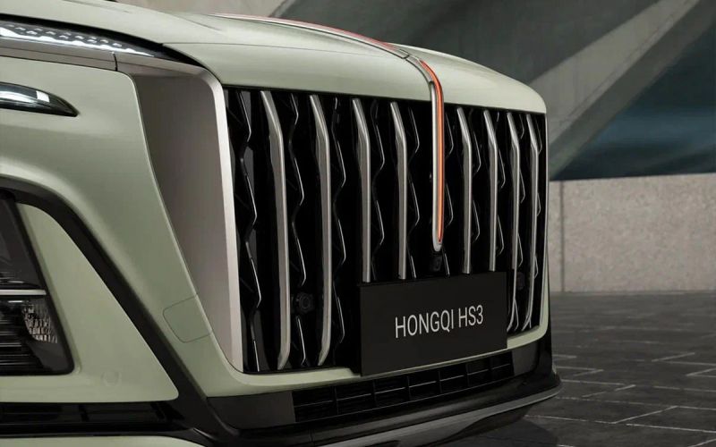 Hongqi объявила российскую цену на новый кроссовер HS3