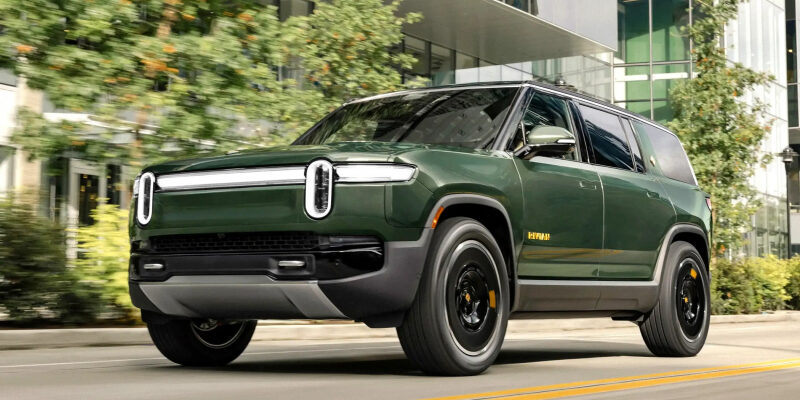 Обновлённые Rivian R1S и R1T: короче проводка, мощнее двигатели, больше запас хода