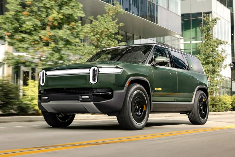 Обновленные Rivian R1S и R1T: более короткие кабели, более мощные двигатели, больший запас хода