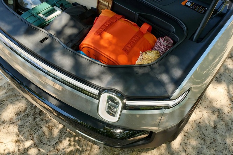Обновленные Rivian R1S и R1T: более короткие кабели, более мощные двигатели, больший запас хода