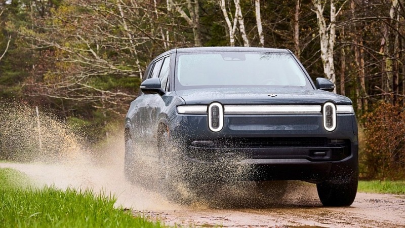 Обновленные Rivian R1S и R1T: более короткие кабели, более мощные двигатели, больший запас хода