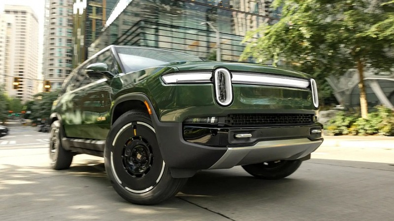 Обновленные Rivian R1S и R1T: более короткие кабели, более мощные двигатели, больший запас хода