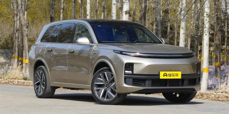 Параллельный импорт автомобилей продлили до 2025 года. Что можно ввозить