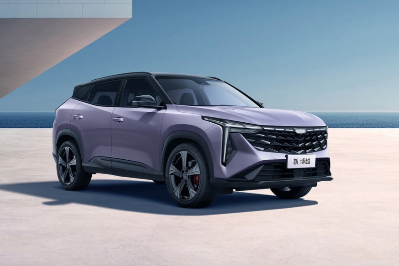 Преемник Geely Atlas получает что-то новенькое: уже не круто, но дешевле