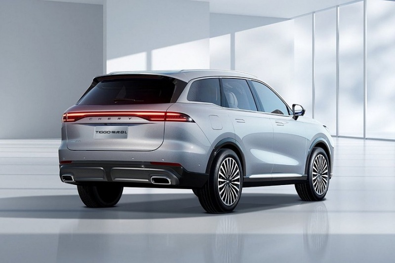 Расшифровка салона кроссовера Chery Tiggo 8L: Бренд постепенно отказывается от единого дисплея