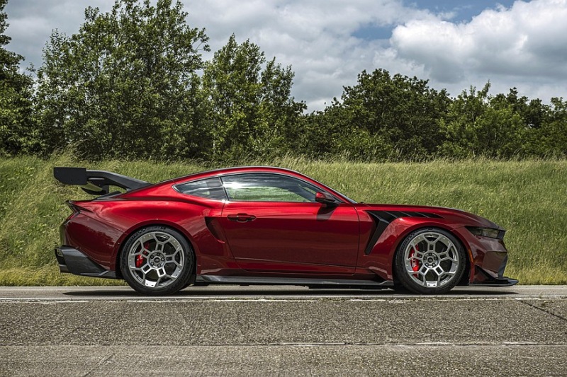 Самый дорогой и быстрый Ford Mustang GTD: раскрыты подробности интерьера и оснащения