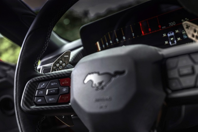 Самый дорогой и быстрый Ford Mustang GTD: раскрыты подробности интерьера и оснащения