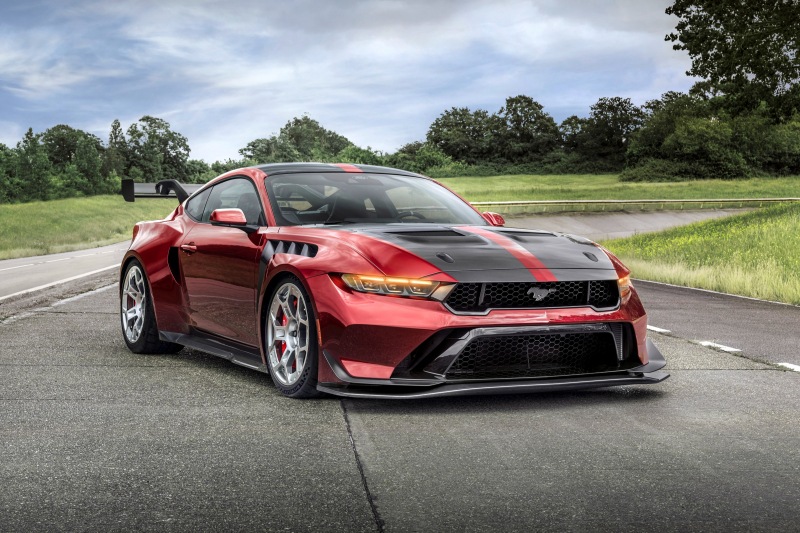 Самый дорогой и быстрый Ford Mustang GTD: раскрыты подробности интерьера и оснащения
