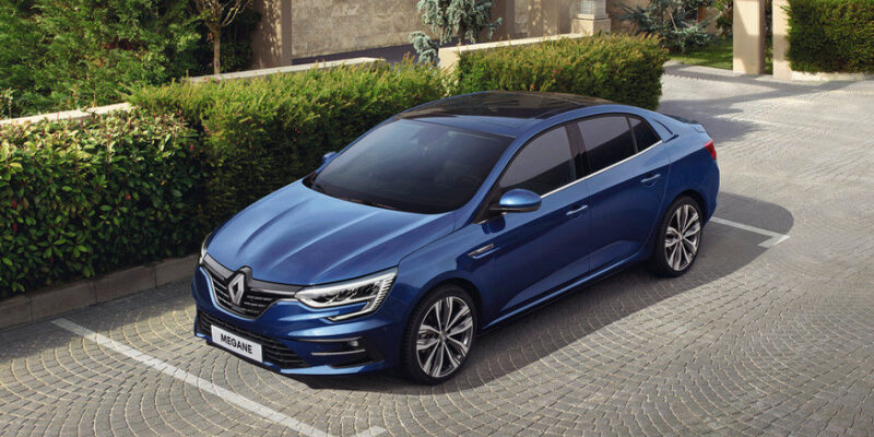 Седан Renault Megane вернулся в Европу: никакой «зелени»