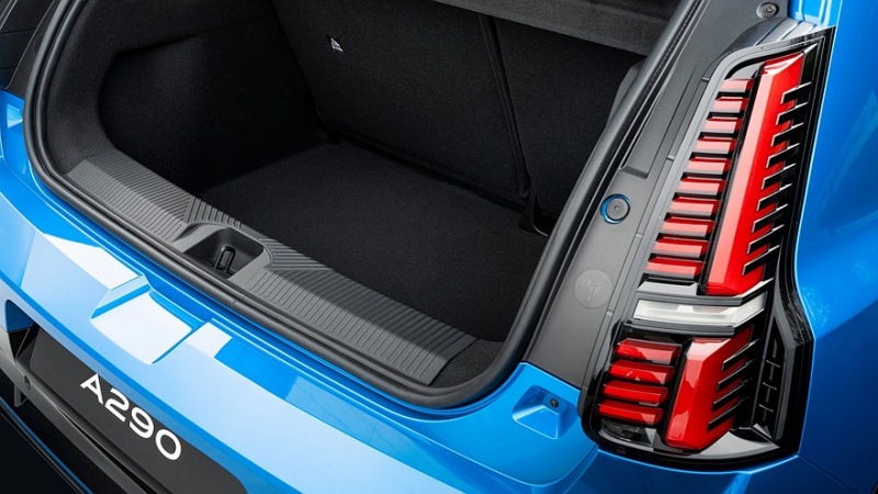 Серийный хот-хэтч Alpine A290: крутой дизайн, скромный аккумулятор и мощность до 220 лошадиных сил.
