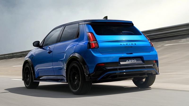 Серийный хот-хэтч Alpine A290: крутой дизайн, скромный аккумулятор и мощность до 220 лошадиных сил.