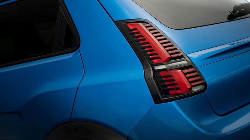 Серийный хот-хэтч Alpine A290: крутой дизайн, скромный аккумулятор и мощность до 220 лошадиных сил.