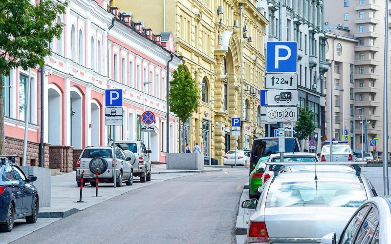 Плата за парковку в центре Москвы вырастет до 600 песо в час