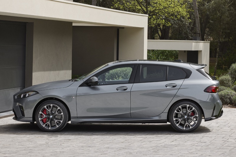 BMW 1 Series выпустит полностью электрическую версию с приставкой i