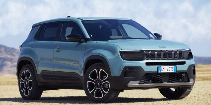 Успех Jeep Avenger в Европе: 100 000 заказов за полтора года присутствия на рынке