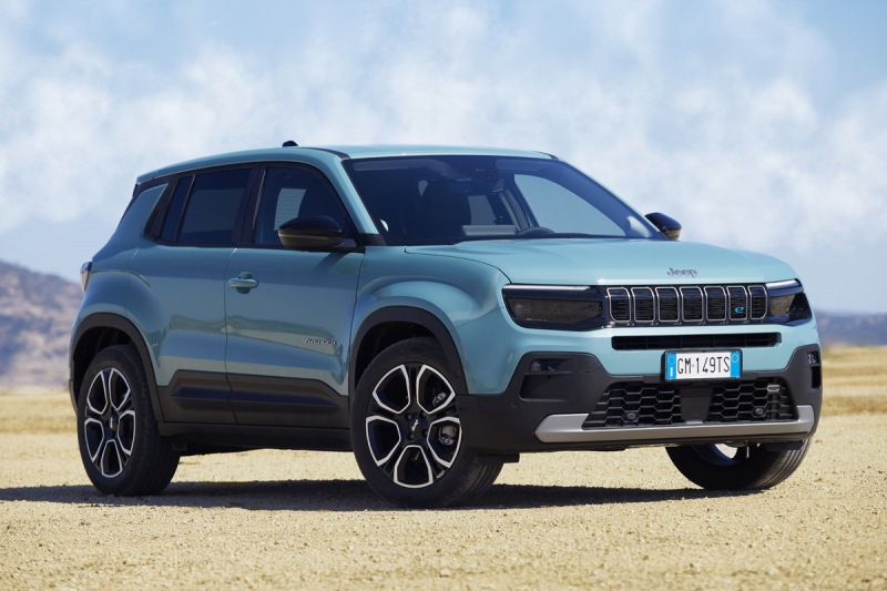 Успех Jeep Avenger в Европе: 100 000 заказов получено всего за полтора года с момента запуска