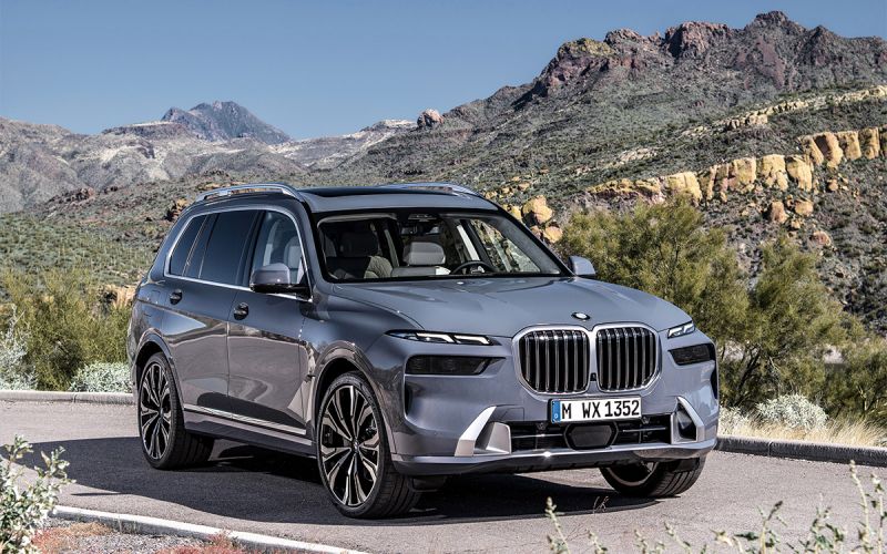Новые BMW X7 и X5 начали продажи в России. Цены, скидки и гарантии