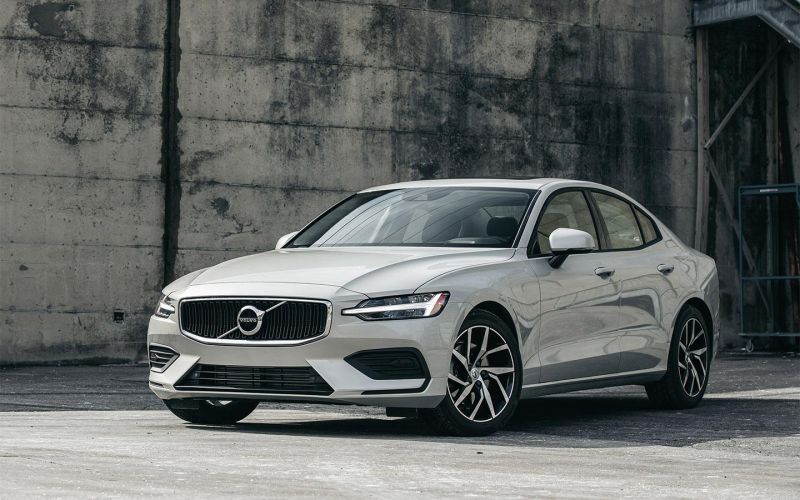 Volvo прекратит производство седана S60. Его место займет новый кроссовер