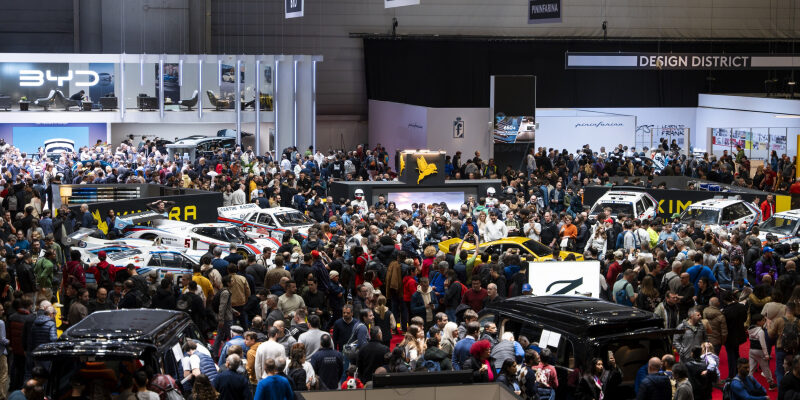 Женевского автосалона больше не будет: легендарная выставка оказалась никому не нужна
