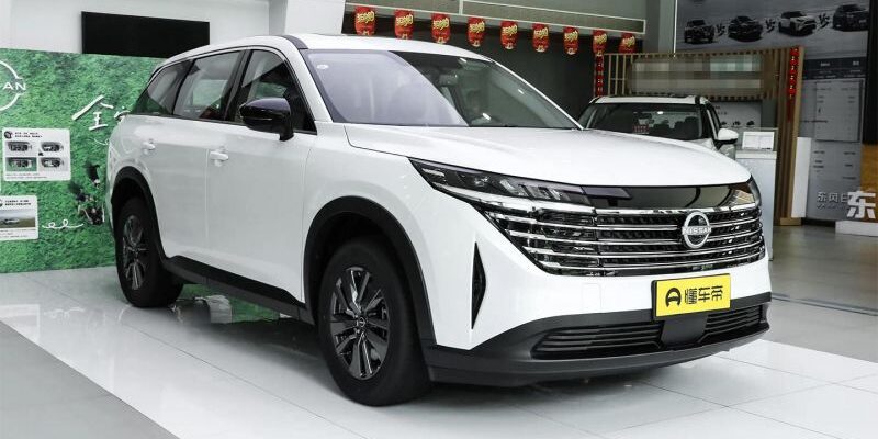 Дилер привез в Россию новый Nissan Pathfinder за ₽6 млн