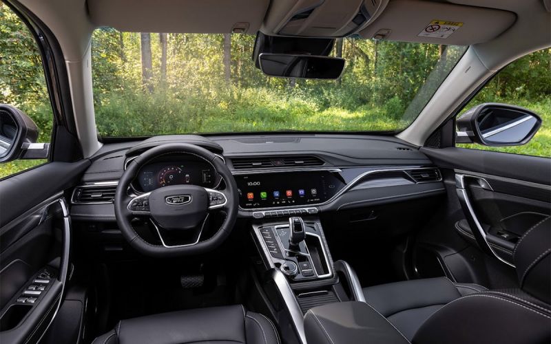 Geely Atlas Pro превращается в Belgee X70: как на самом деле ведет себя этот кроссовер